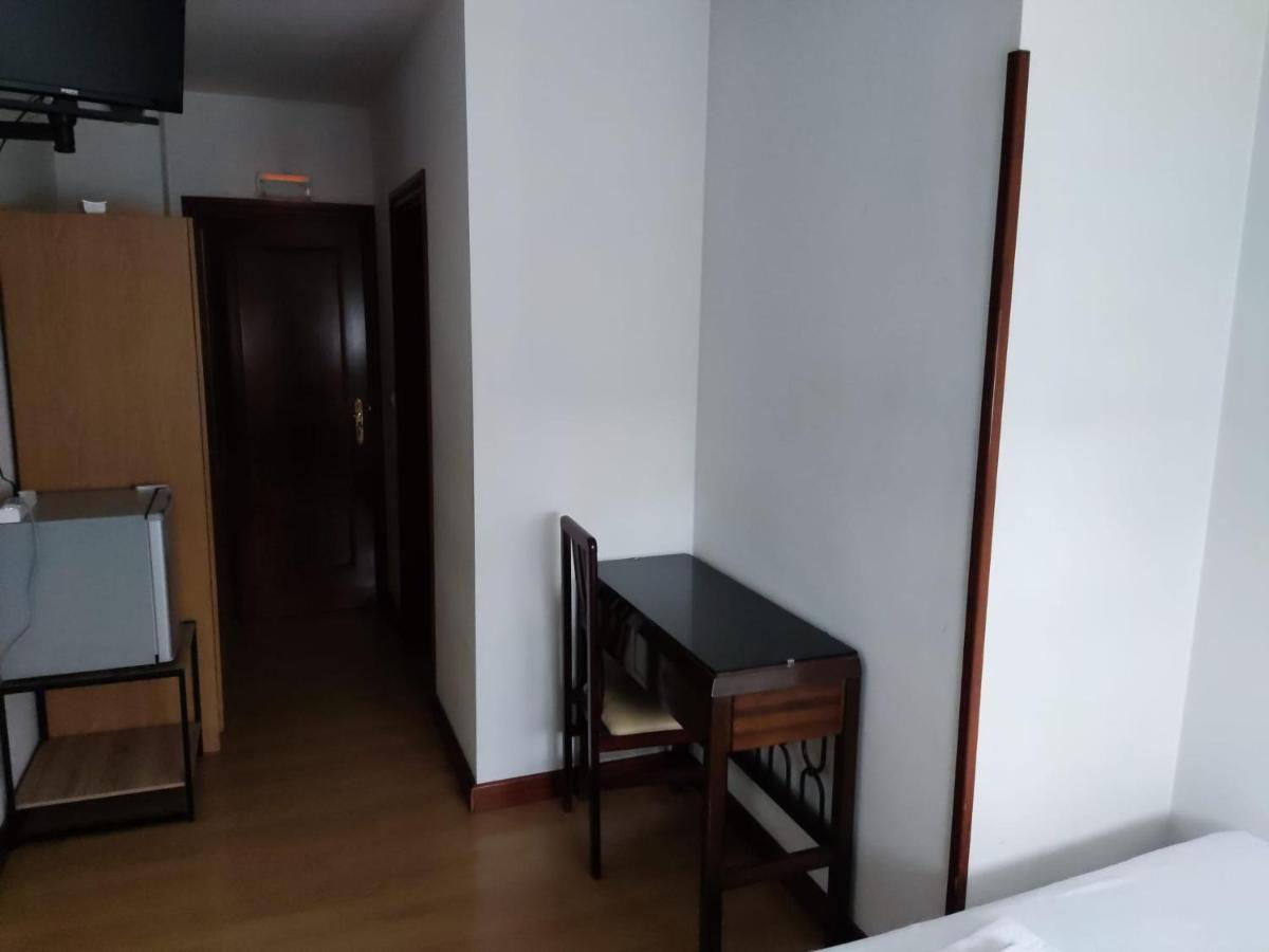 Pension Las Matillas Miranda de Ebro Bagian luar foto