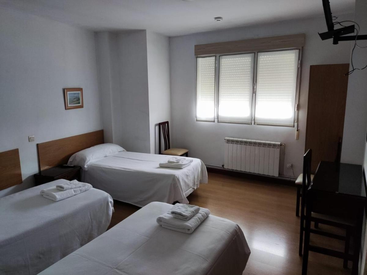 Pension Las Matillas Miranda de Ebro Bagian luar foto