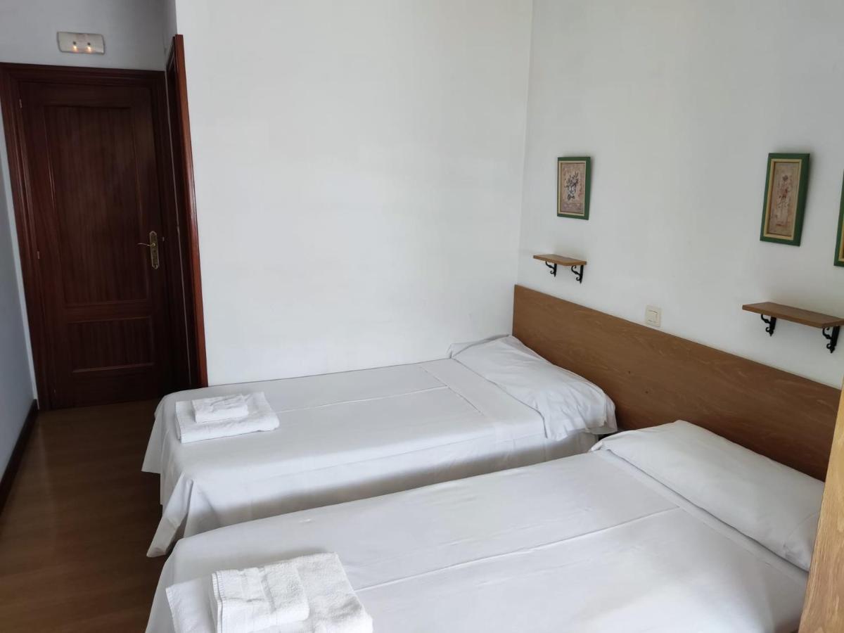 Pension Las Matillas Miranda de Ebro Bagian luar foto