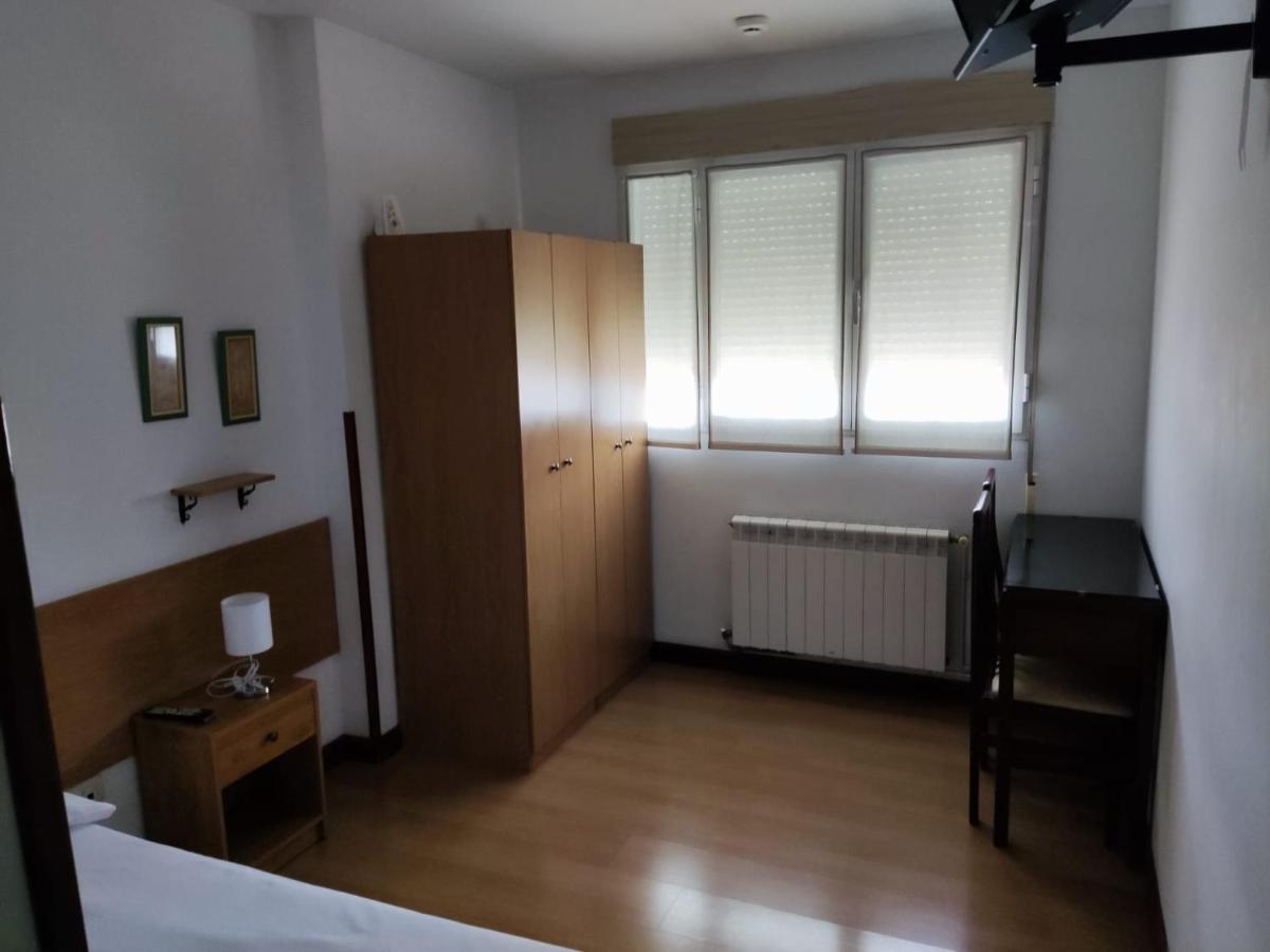 Pension Las Matillas Miranda de Ebro Bagian luar foto