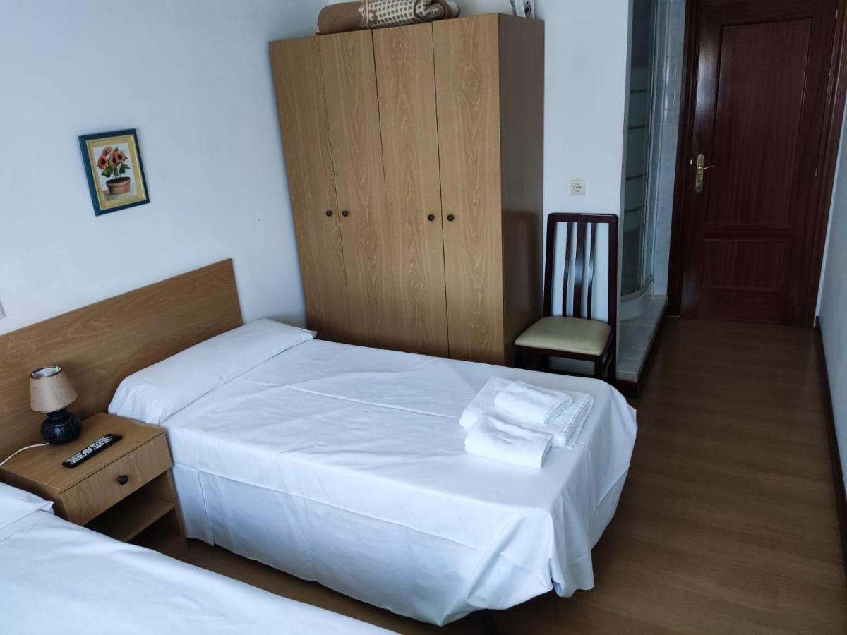 Pension Las Matillas Miranda de Ebro Bagian luar foto